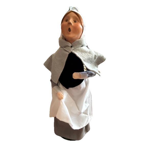 Vintage Byers Choice The Carolers Pilgrim Woman 2002 - Picture 1 of 8